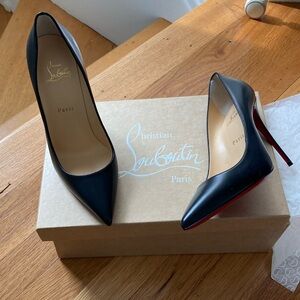 Christian Louboutin Black Leather Pump Kate 100 Heels NWT size 39